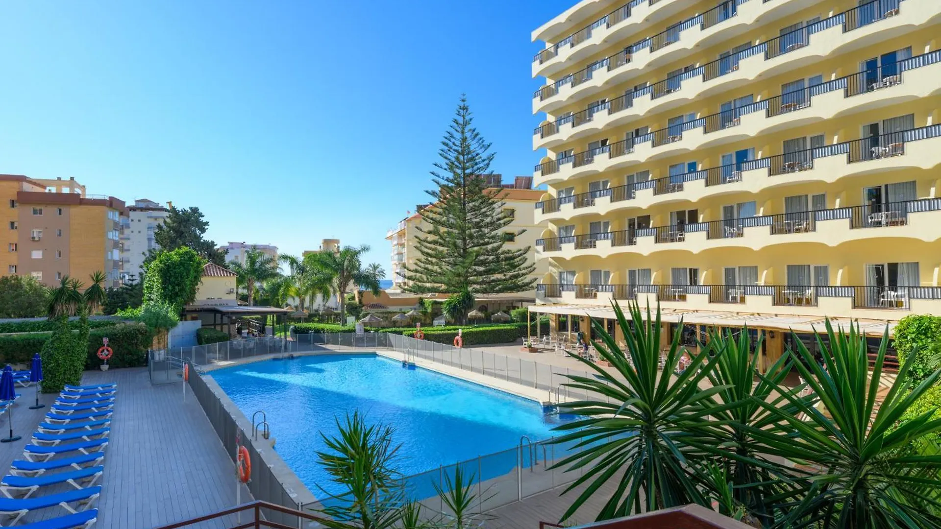 Hotel Monarque Fuengirola Park location