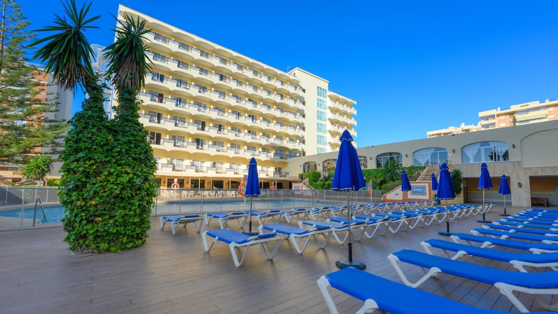 Hotel Monarque Fuengirola Park 4*,